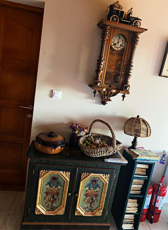 Apartamento La Curtea Veche Lapus Exterior foto